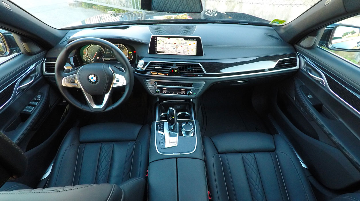 Limousine BMW Série 7L intérieur